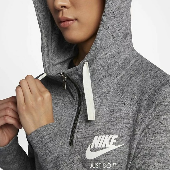 Nike Gym Vintage Hoodie - Picture 3 of 6